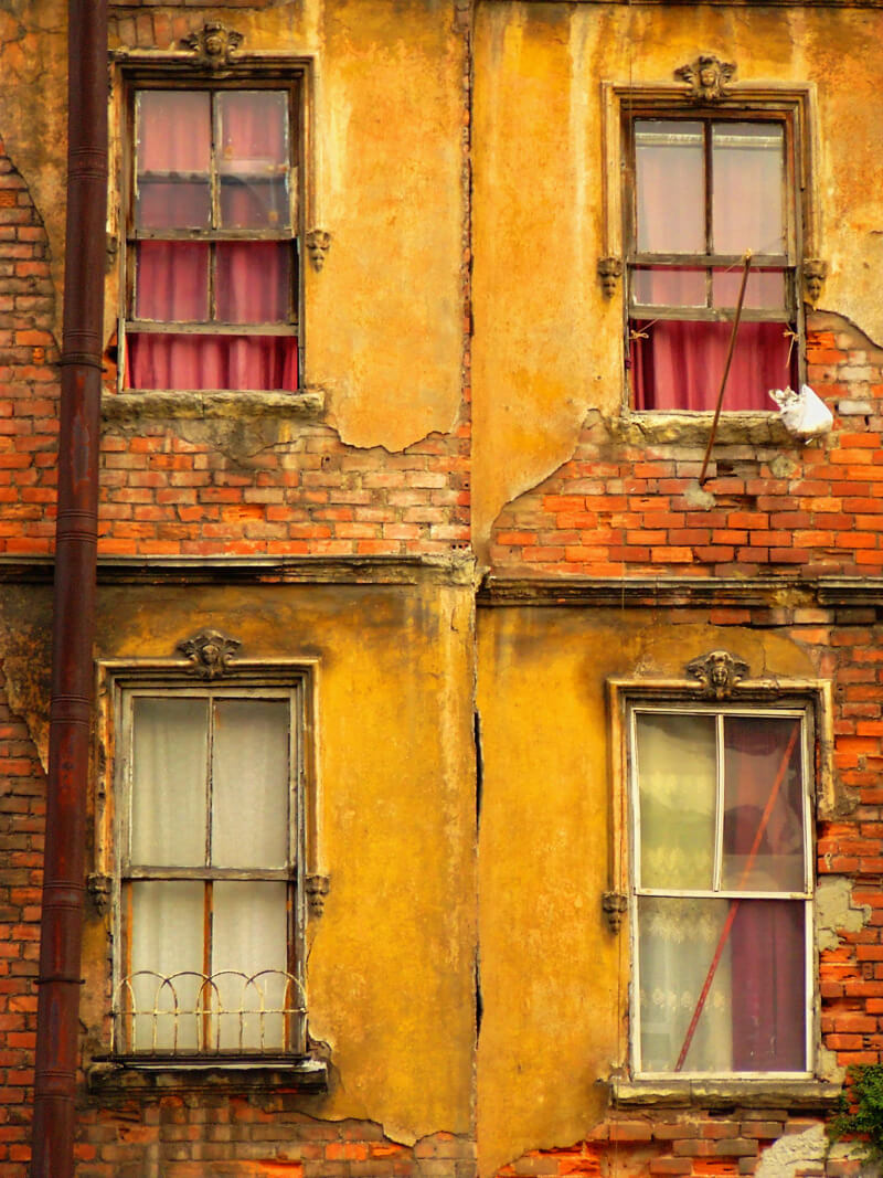 urban decay windows in istanbul