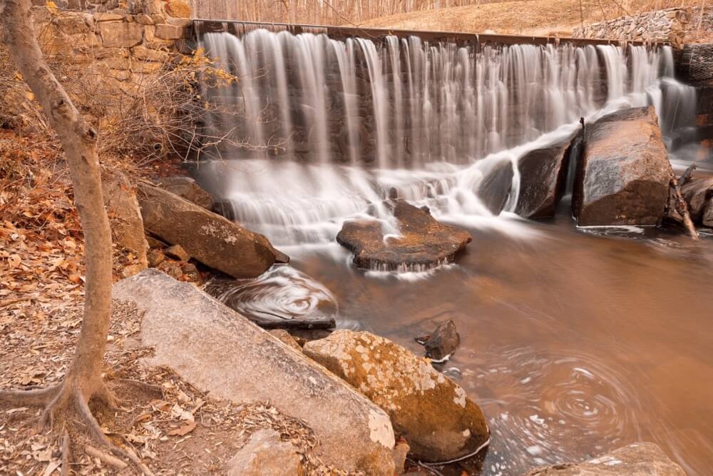 Nicolas Raymond - Rustic Rock Run Falls