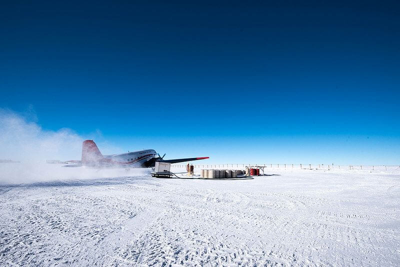 plane antarctica