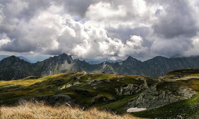 clouds above mountains