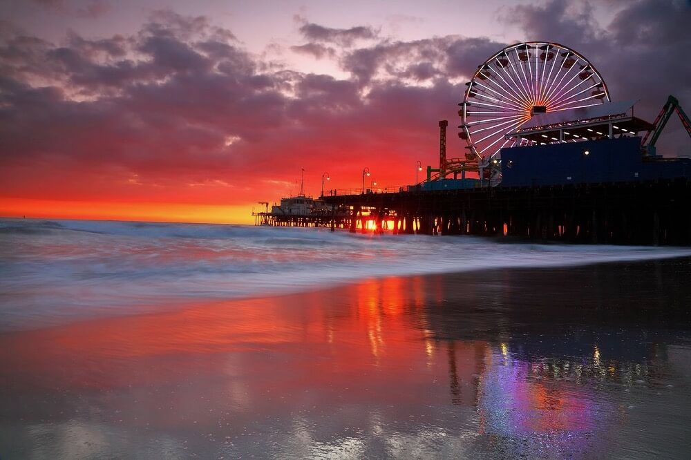 Pacheco - Santa Monica Pier, Ca - Earthshaker and the winds of change