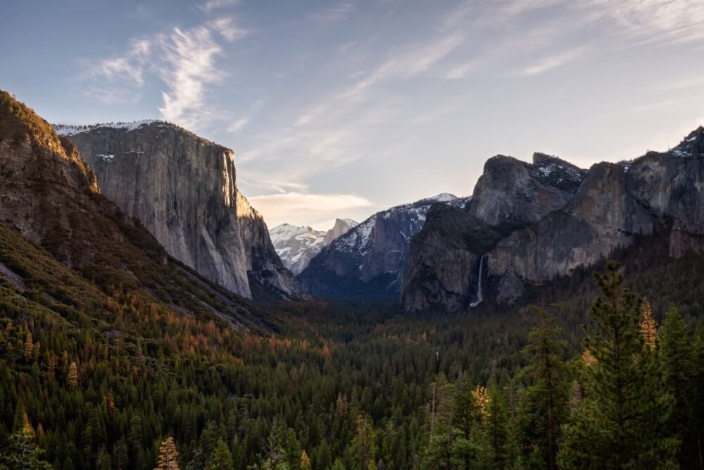 mtch3l - Sunrise at Tunnel View