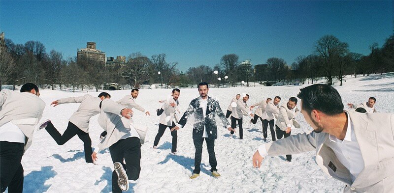 Johnny Tang snowball fight