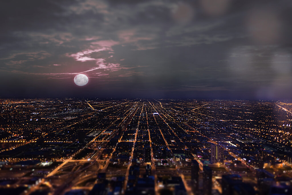 Shane Taremi - Full moon over Chicago