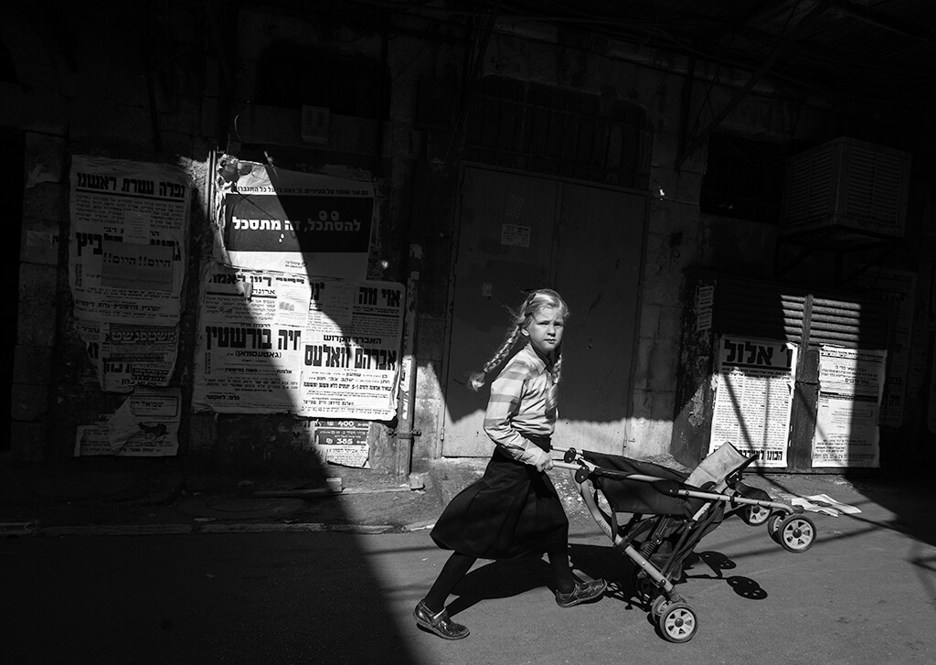 ilan Ben yehuda girl pushing stroller