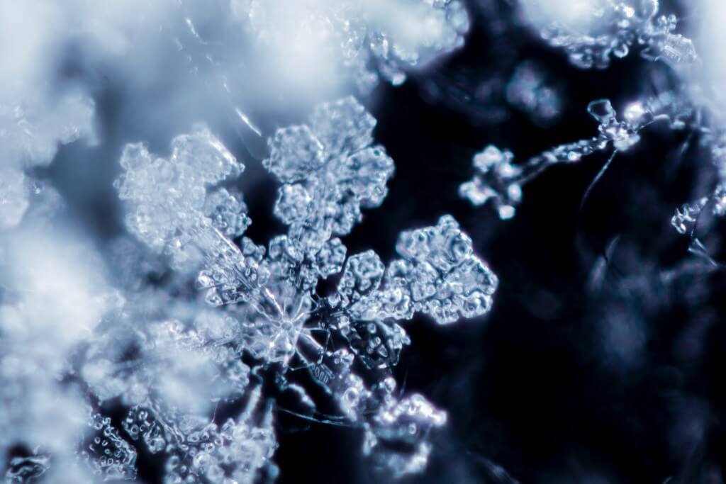 Benjamin Balázs - Snowflake macro