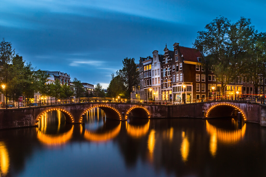 Shane Taremi - Leidsegraght Canal Bridge, Amsterdam night photography