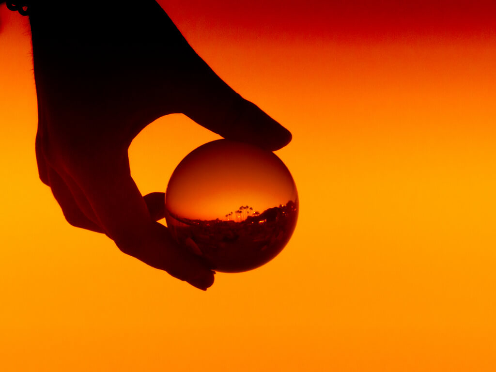 Maurits Verbiest - sunset in crystal ball