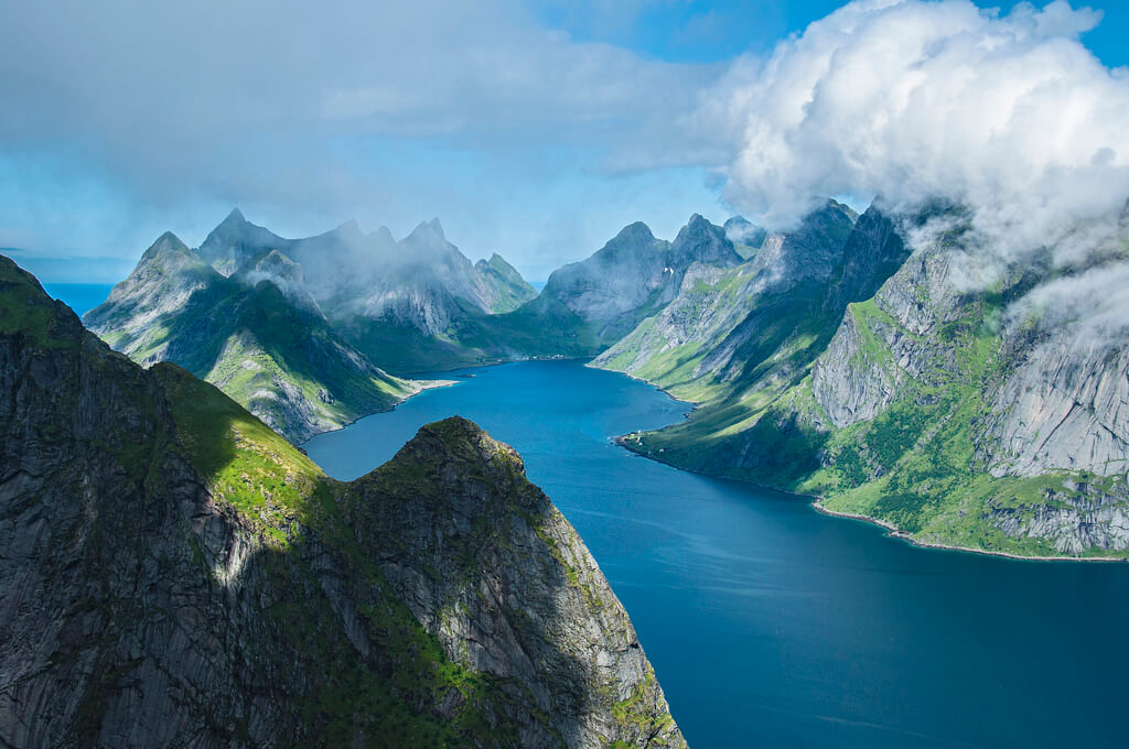 Lofoten seen from the Reinebringen peak