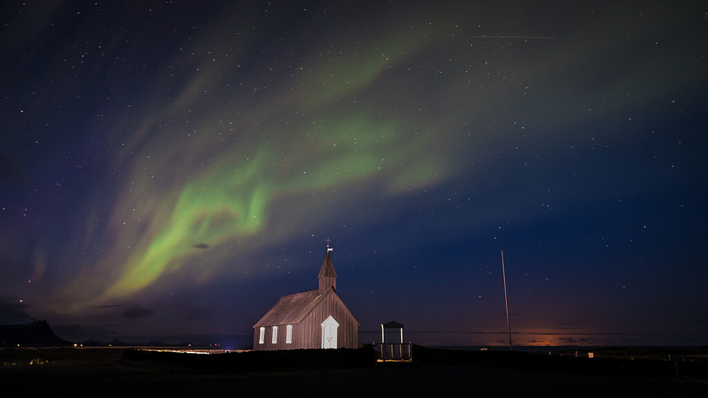 Giuseppe Milo - Northern lights - Budir, Iceland night photography