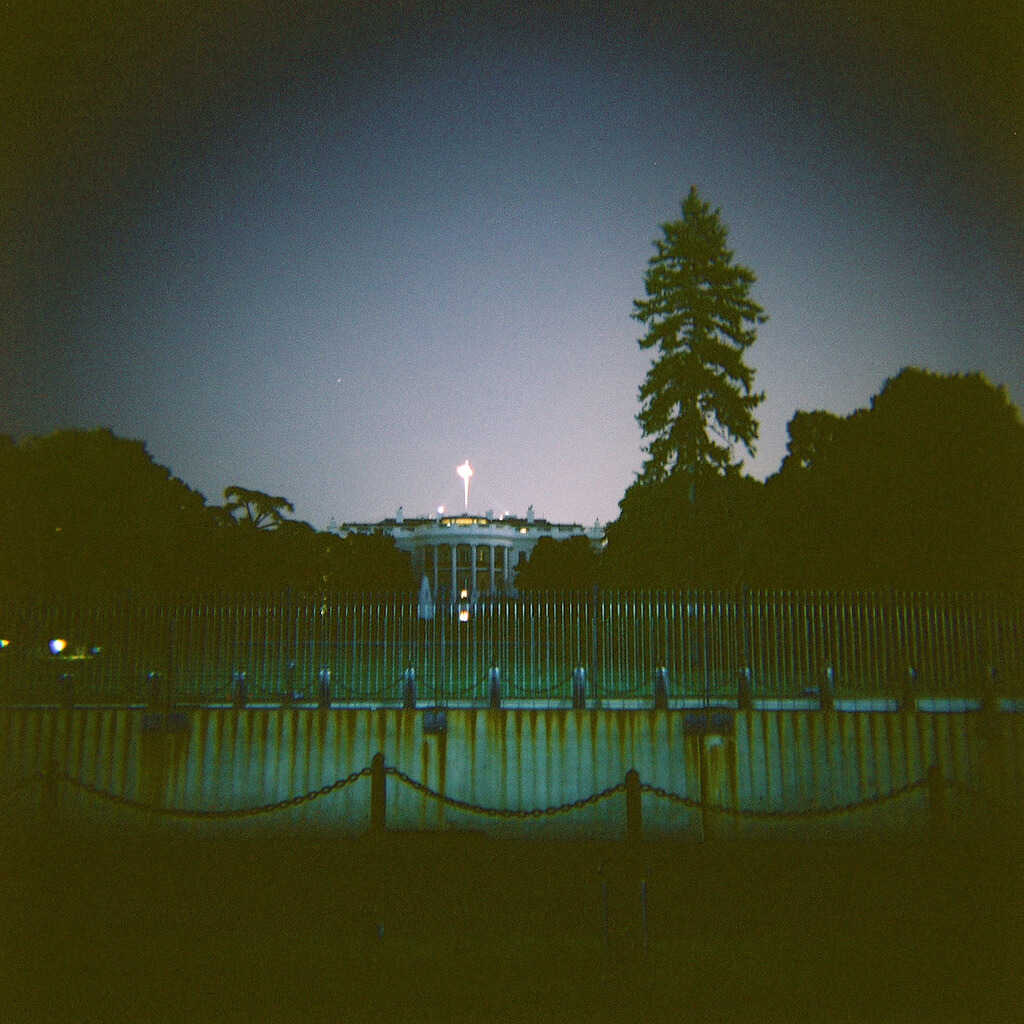 Kevin Dooley - The White House at night photography