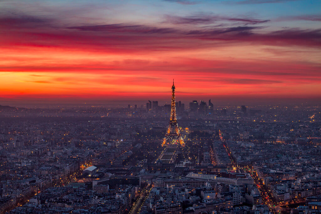 ilirjan rrumbullaku - Sparkling Eiffel Tower