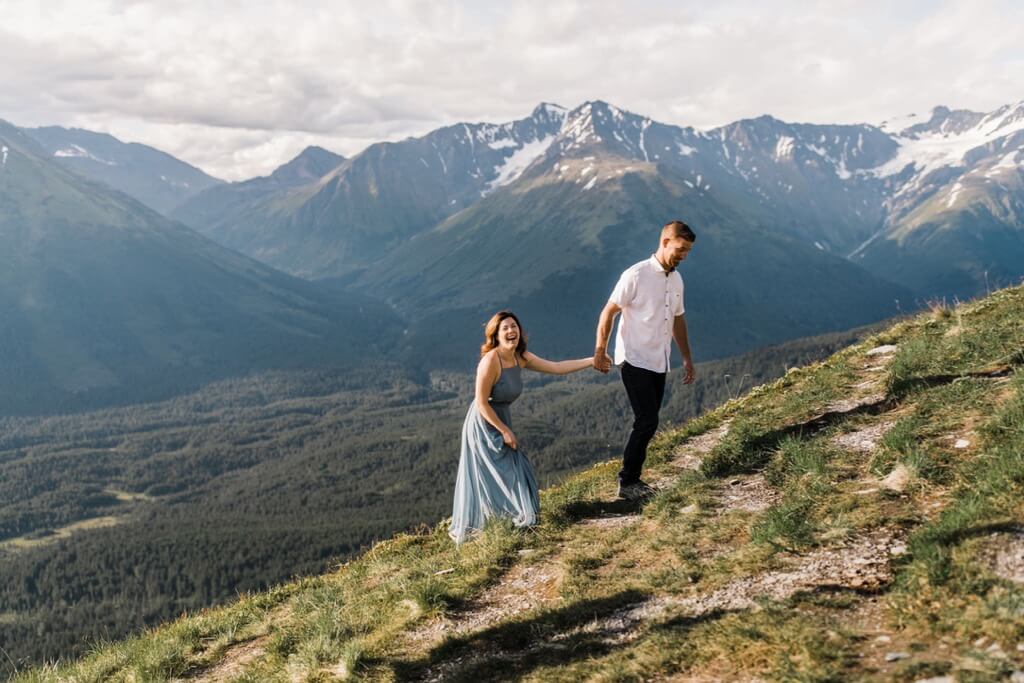 Hearnes Photography - Alaska Elopement Adventure Wedding