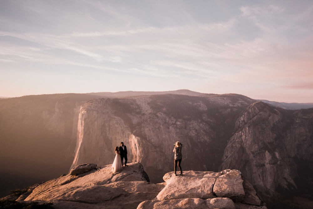 Hearnes Photography - canyon wedding