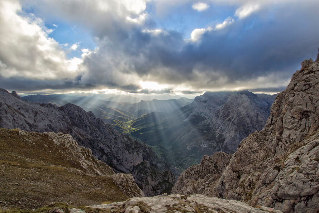 Alejandro Garcia Bernardo - Casares Mountains