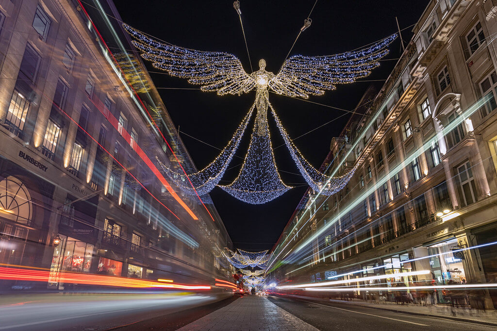 Sam Codrington - Christmas light trails