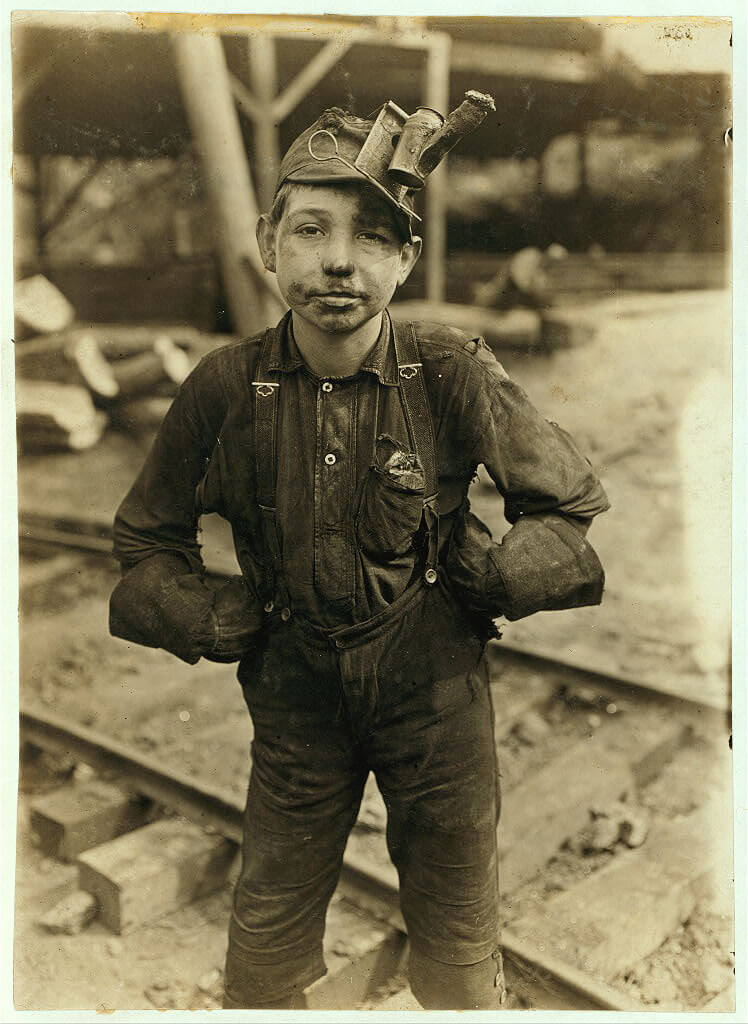 Lewis Wickes Hine - tipple boy