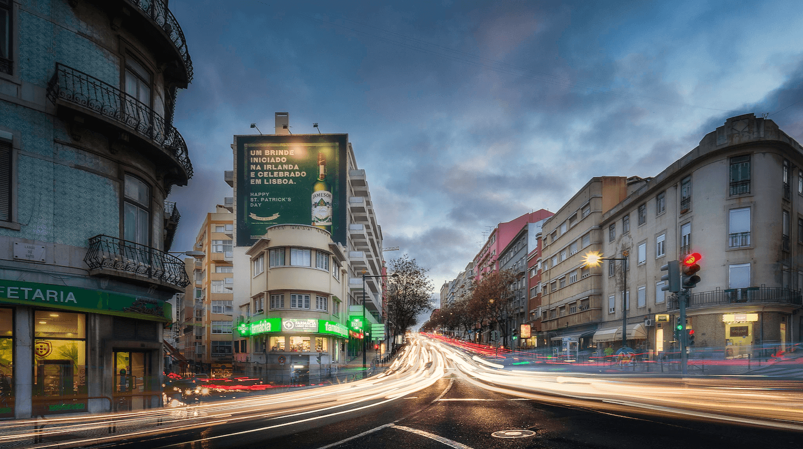 shutter drag image of traffic in the city for best time to take photos outside